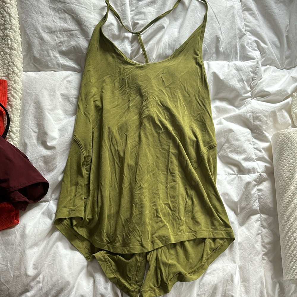 Lululemon tank top
